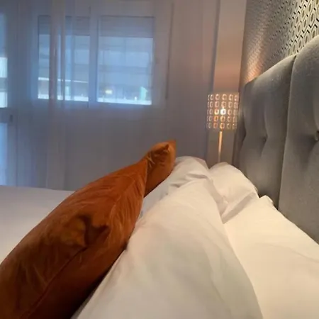 Atico En Centro, Segunda Linea Playa 731 * Μαρμπέλλα